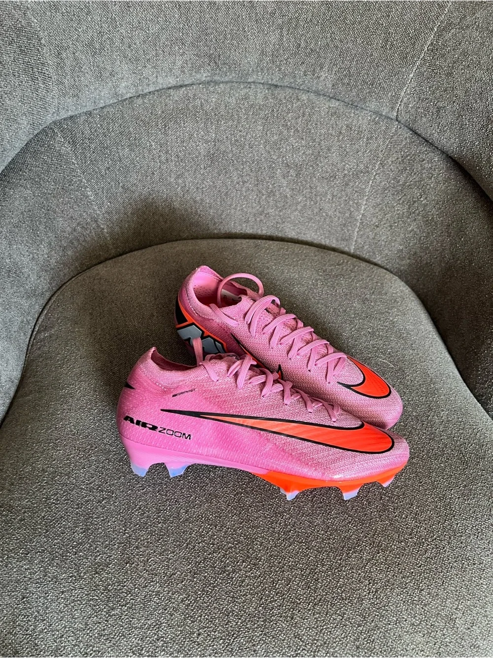 Nike Mercurial Vapor 16 air zoom‎  Elite FG model  Size 4.5 youth Brand new